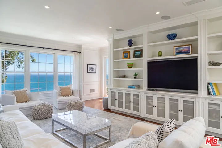 32300 Pacific Coast Highway, Malibu, California 90265