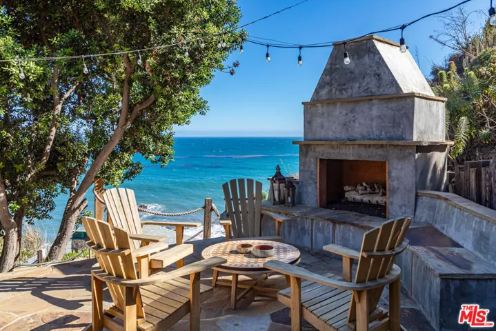 32300 Pacific Coast Highway, Malibu, California 90265