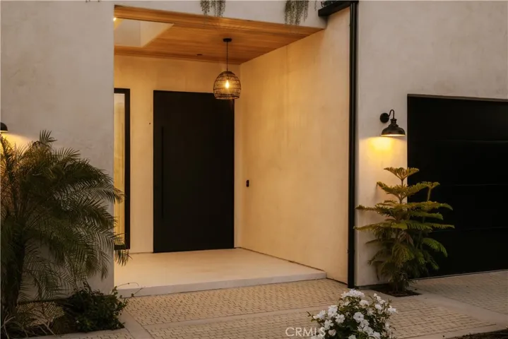 14755 Hesby Street, Sherman Oaks, California 91403