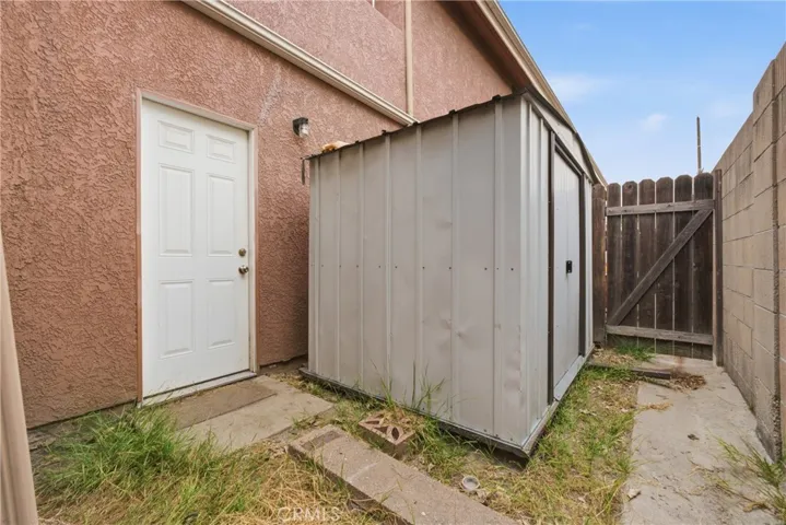10128 Walnut E, Bellflower, California 90706