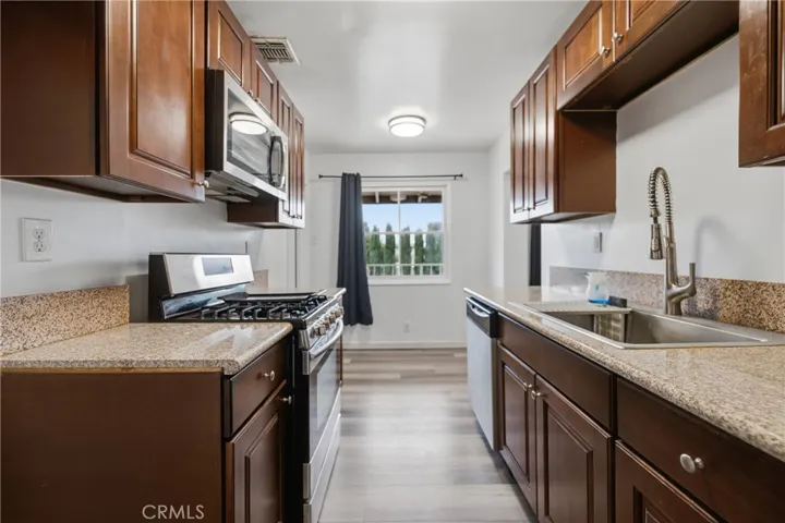 10128 Walnut E, Bellflower, California 90706