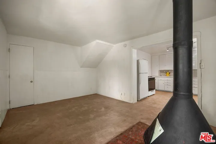 435 Raymond Avenue, Santa Monica, California 90405