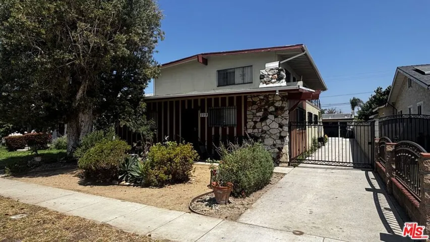 309 W Buckthorn Street 1, Inglewood, California 90301