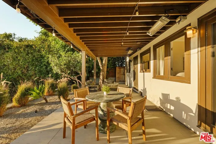 937 Lucile Avenue, Los Angeles, California 90026