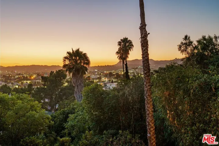 937 Lucile Avenue, Los Angeles, California 90026