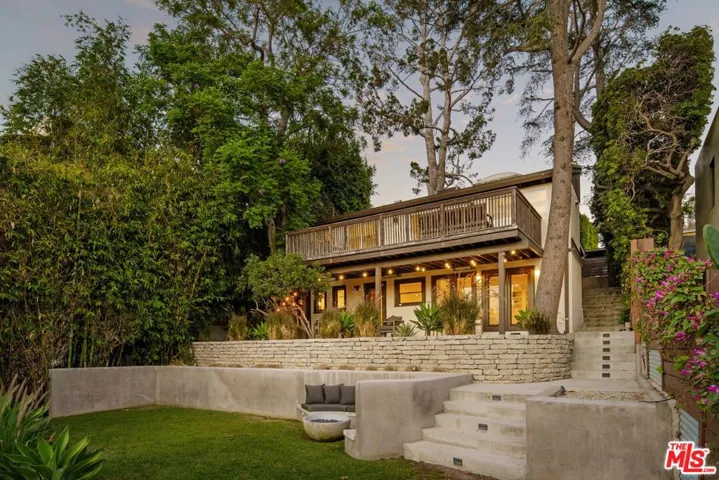 937 Lucile Avenue, Los Angeles, California 90026