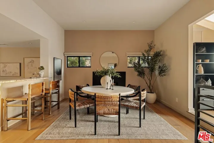 937 Lucile Avenue, Los Angeles, California 90026