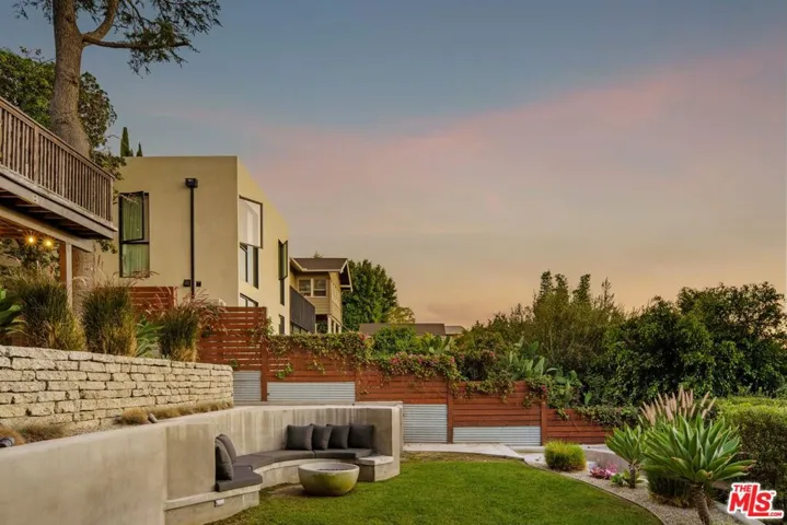 937 Lucile Avenue, Los Angeles, California 90026