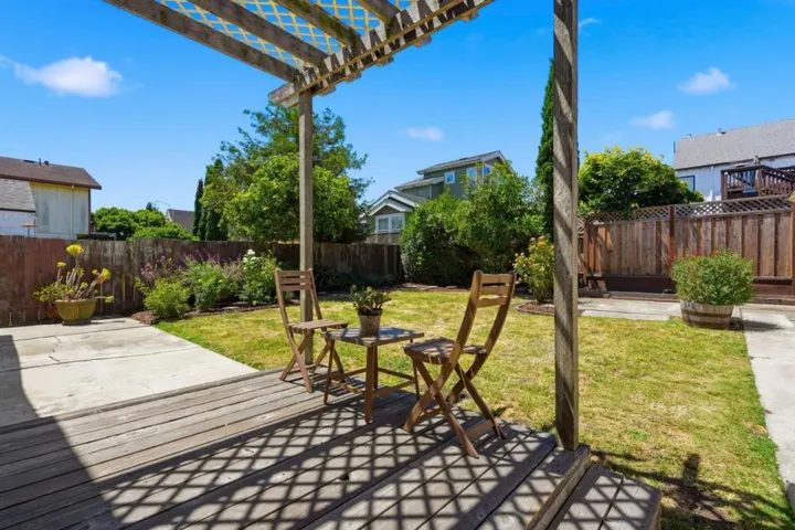 527 Poplar Avenue, San Bruno, California 94066