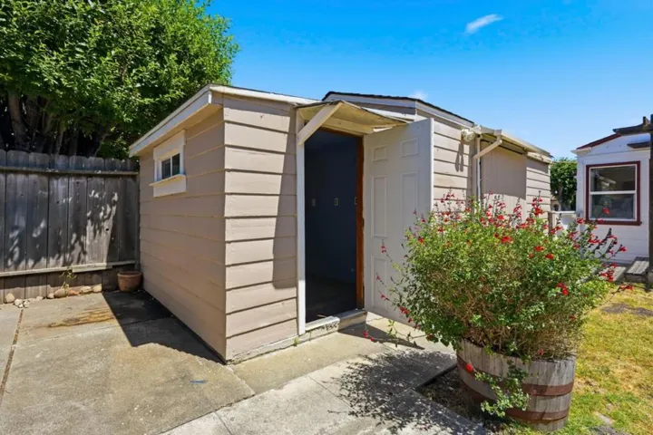 527 Poplar Avenue, San Bruno, California 94066