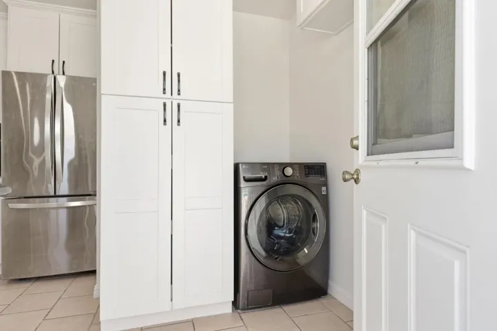 527 Poplar Avenue, San Bruno, California 94066