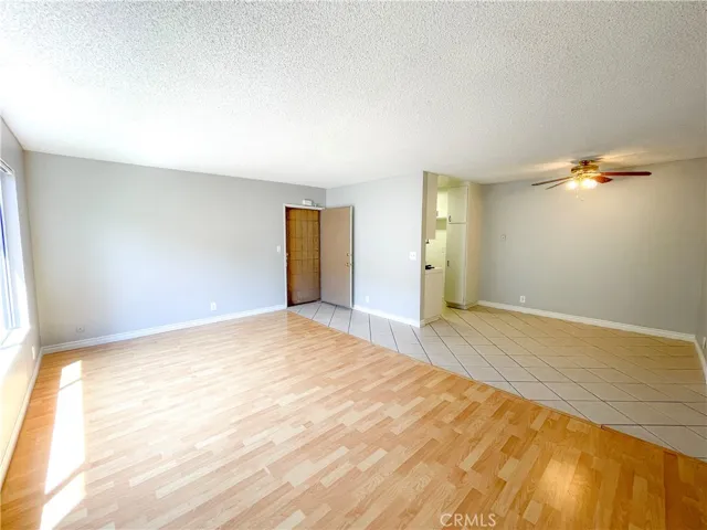 13717 Chadron Avenue 14, Hawthorne, California 90250