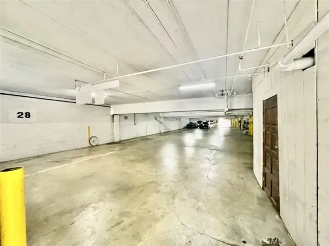 13717 Chadron Avenue 14, Hawthorne, California 90250