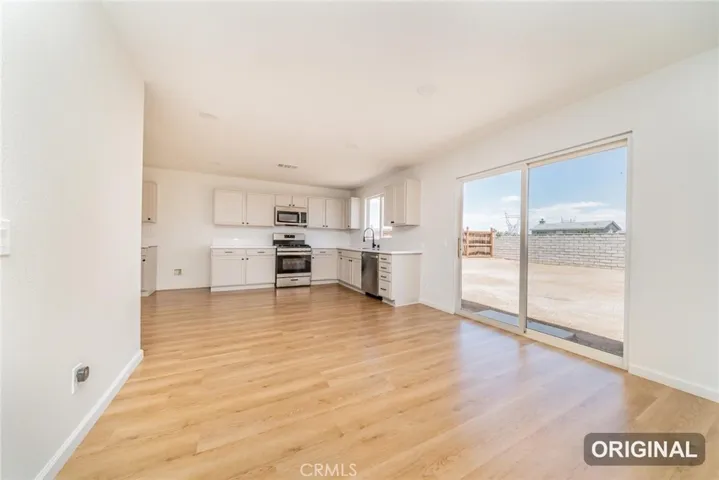 14577 Crossing Trail, Victorville, California 92394