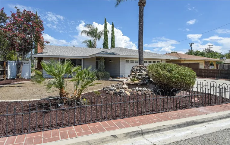 372 Village, Hemet, California 92544