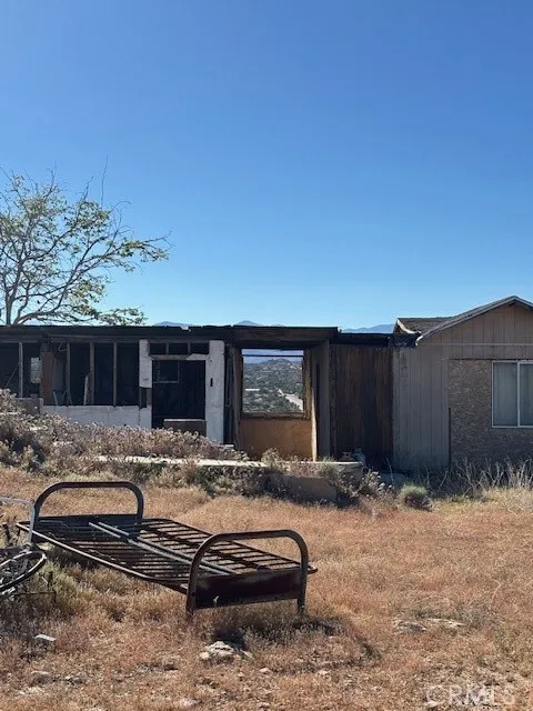 5437 Davis Way, Yucca Valley, California 92284 — photo 5