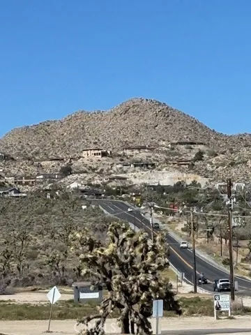 5437 Davis Way, Yucca Valley, California 92284