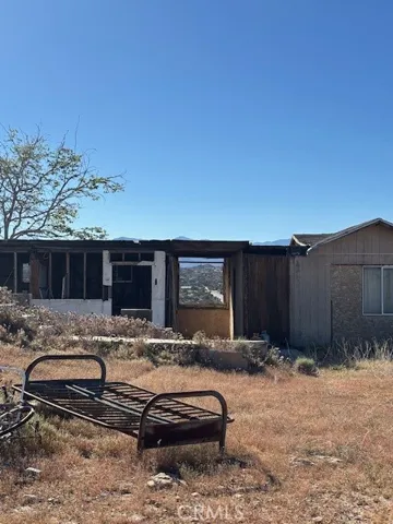 5437 Davis Way, Yucca Valley, California 92284