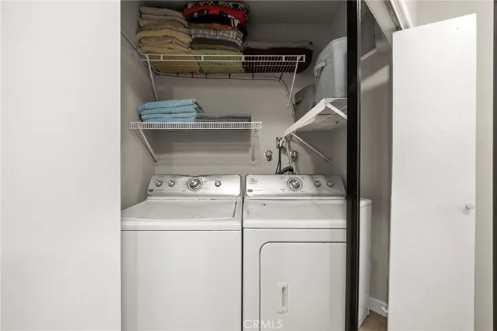 2452 Chelsea Place M, Santa Monica, California 90404