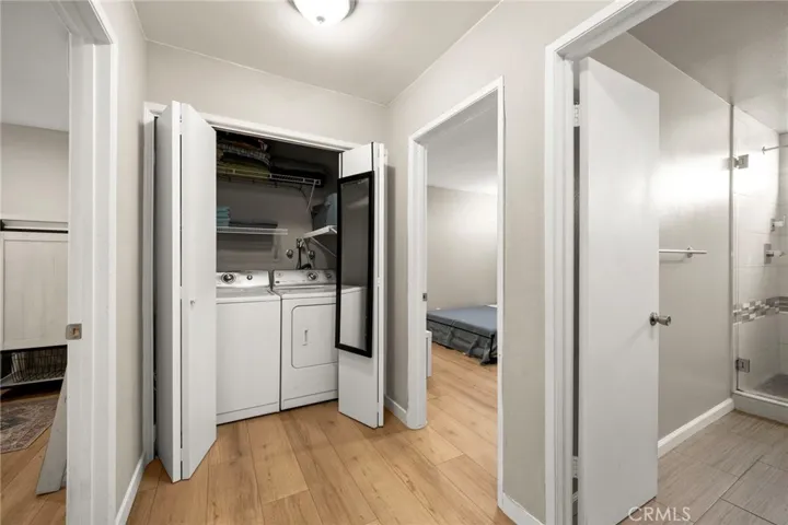 2452 Chelsea Place M, Santa Monica, California 90404
