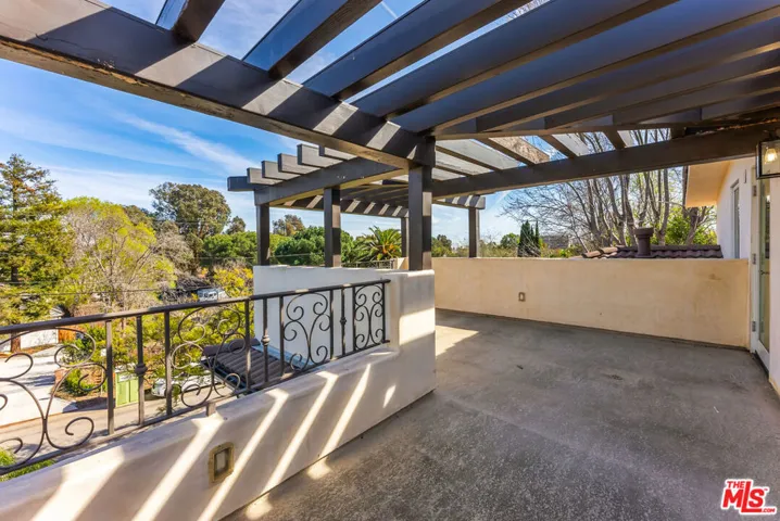 391 S Saltair Avenue, Los Angeles, California 90049