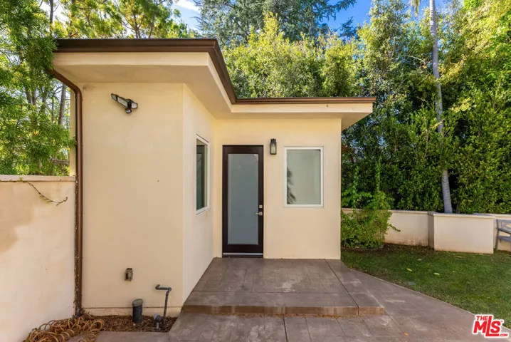 391 S Saltair Avenue, Los Angeles, California 90049