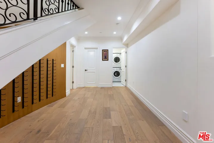 391 S Saltair Avenue, Los Angeles, California 90049