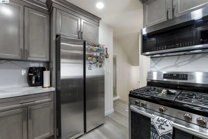903 Appian Knoll Ct, El Sobrante, California 94803