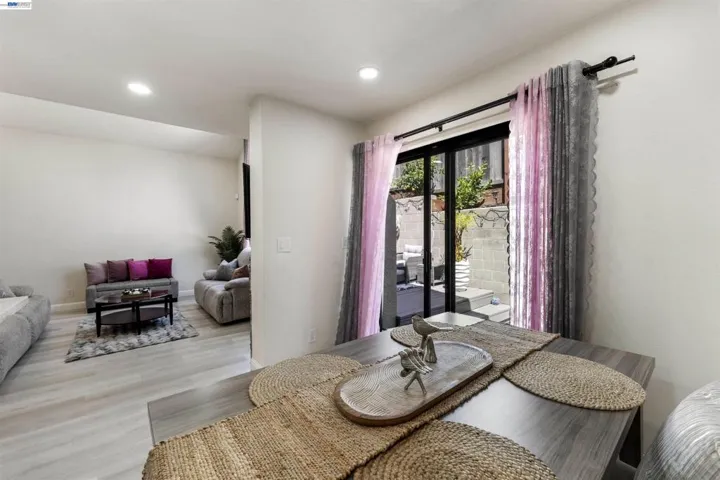 903 Appian Knoll Ct, El Sobrante, California 94803