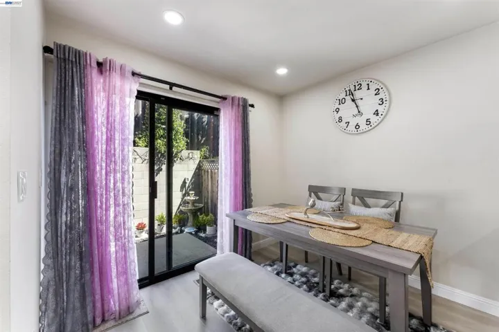 903 Appian Knoll Ct, El Sobrante, California 94803