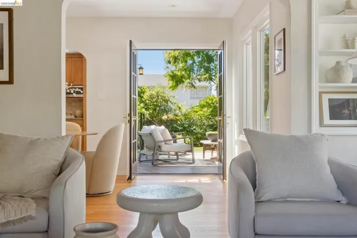 1849 Brentwood Rd, Oakland, California 94602