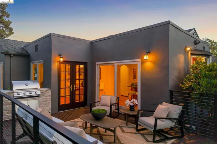 1849 Brentwood Rd, Oakland, California 94602