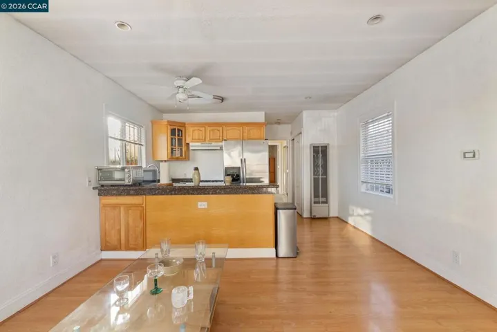 1031 70th Ave, Oakland, California 94621-3213
