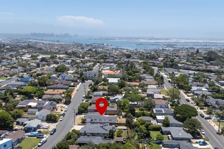 3939 Santa Cruz Avenue, San Diego, California 92107