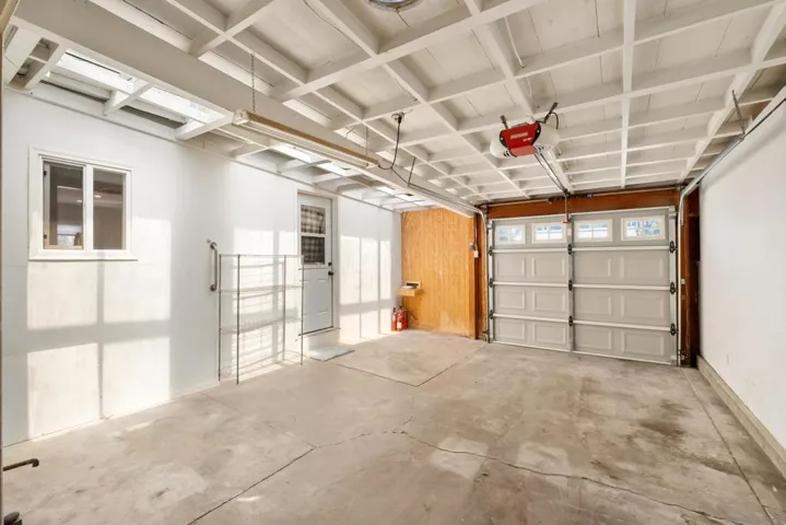 3939 Santa Cruz Avenue, San Diego, California 92107