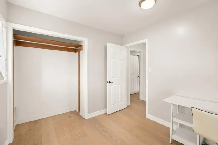 3939 Santa Cruz Avenue, San Diego, California 92107