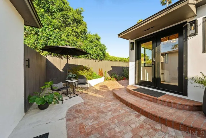 434 Bonair, La Jolla, California 92037