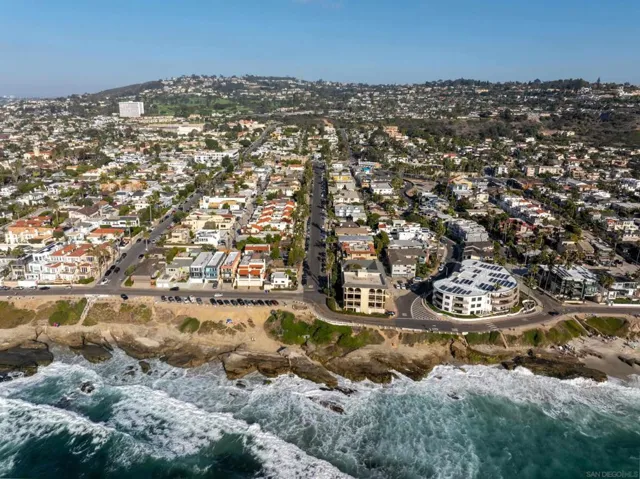 434 Bonair, La Jolla, California 92037