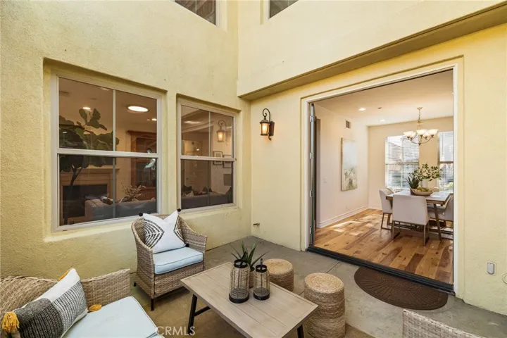 97 Rinaldi, Irvine, California 92620