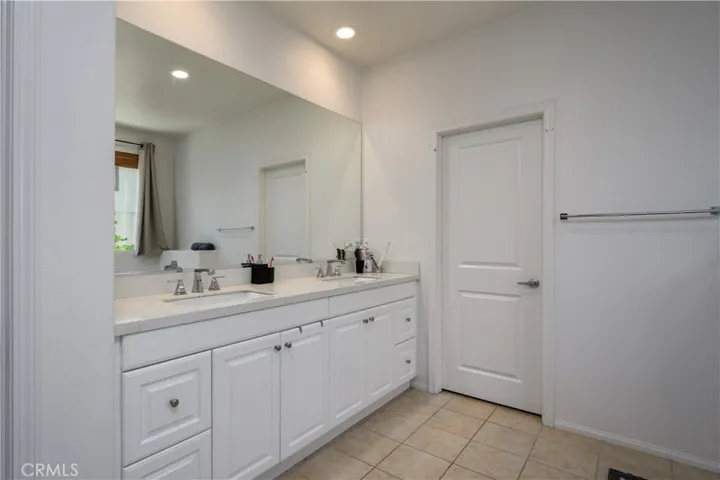 2878 Menorca, Corona, California 92881