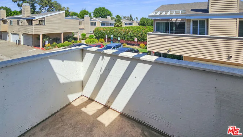 9928 Sepulveda Boulevard 5, Los Angeles, California 91345