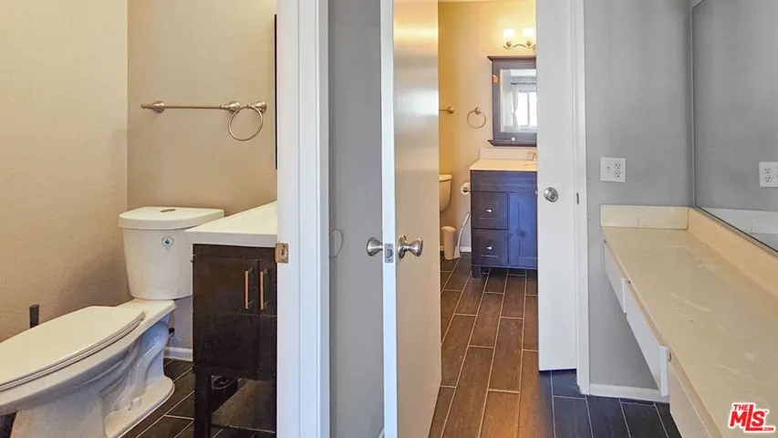 9928 Sepulveda Boulevard 5, Los Angeles, California 91345