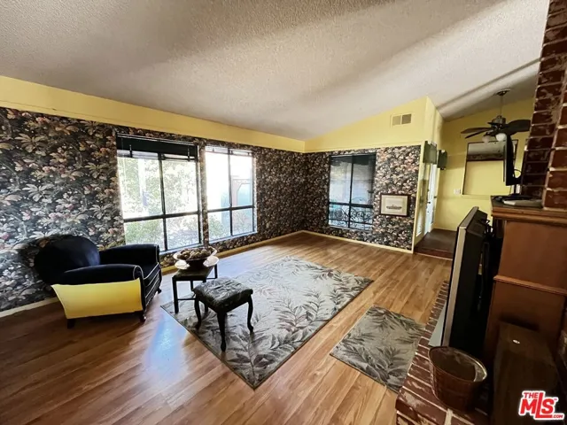 30090 Del Rey Road, Temecula, California 92591