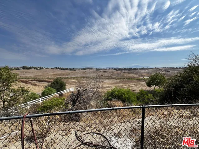 30090 Del Rey Road, Temecula, California 92591