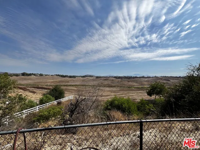 30090 Del Rey Road, Temecula, California 92591