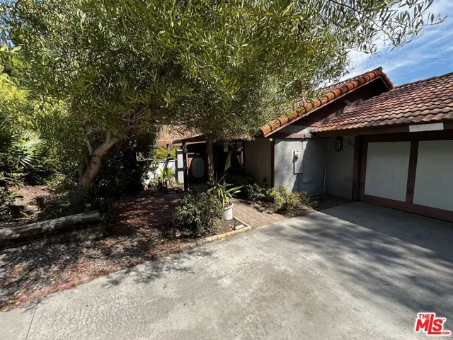 30090 Del Rey Road, Temecula, California 92591