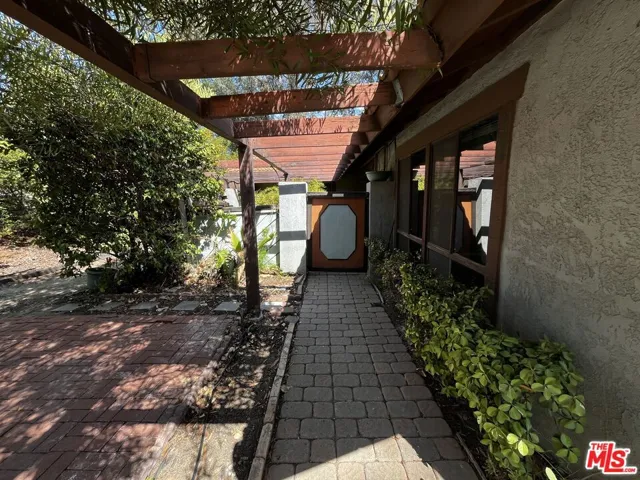 30090 Del Rey Road, Temecula, California 92591