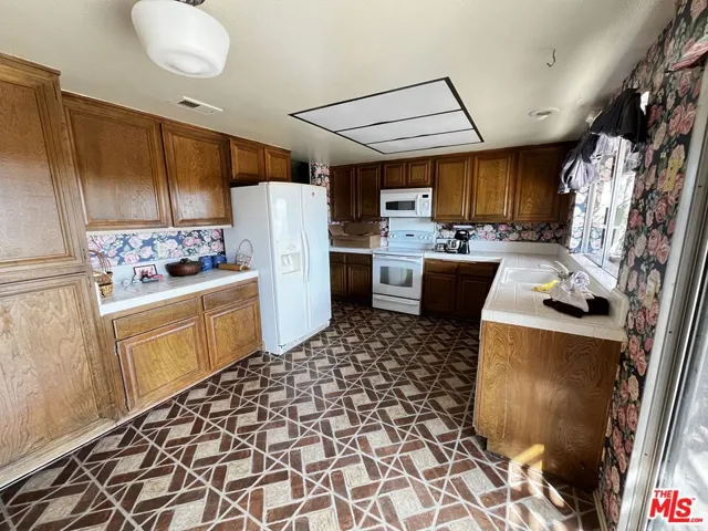 30090 Del Rey Road, Temecula, California 92591