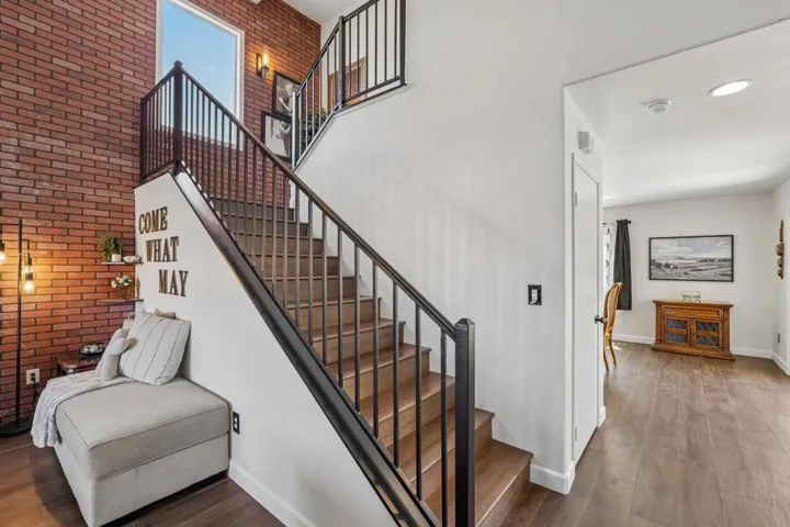 5-web-or-mls-Trinette Dr-S1607-005