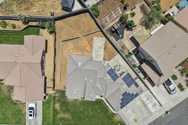 36-web-or-mls-Trinette Dr-S1607-036